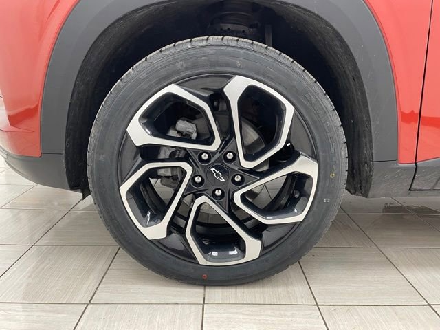 Certified 2024 Chevrolet Trax RS w/ Sunroof Package image 9