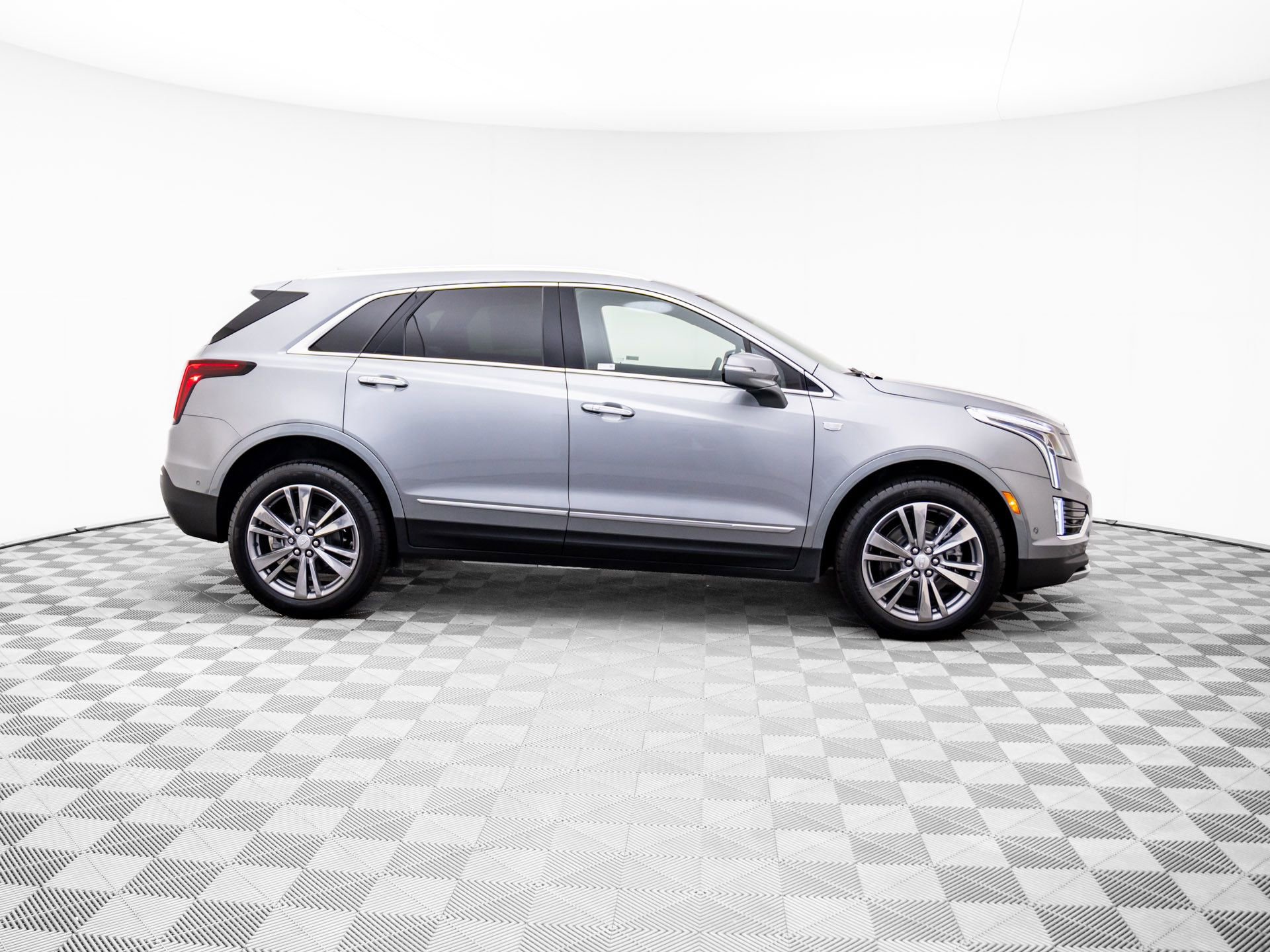 New 2026 Cadillac XT5 Premium Luxury image 9