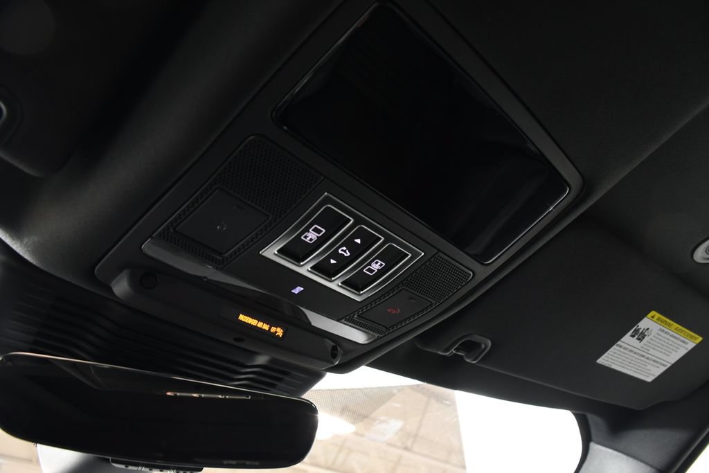 Certified 2026 Land Rover Discovery Dynamic SE AWD/4WD image 32