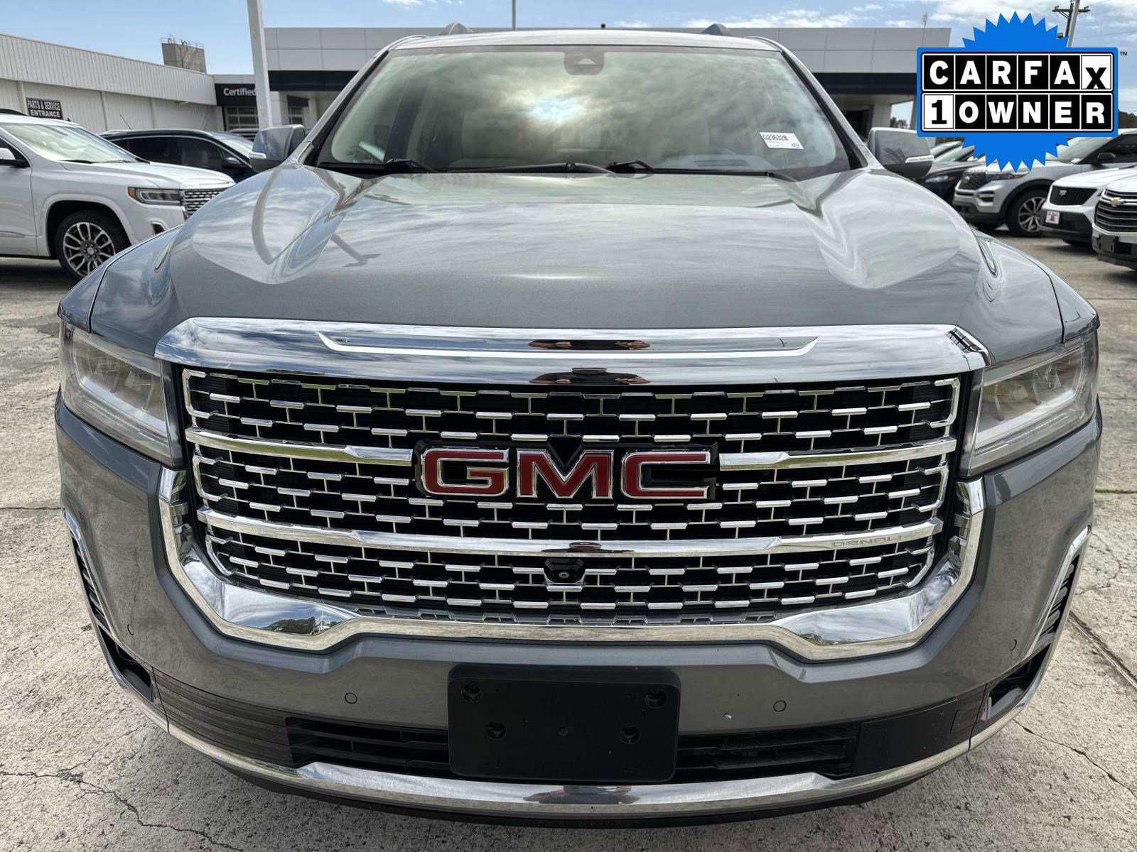 Used 2022 GMC Acadia Denali w/ Denali Ultimate Package image 9