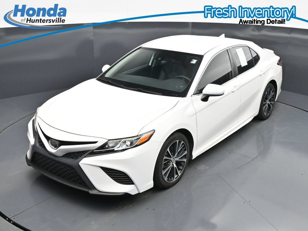 Used 2020 Toyota Camry SE FWD image 30