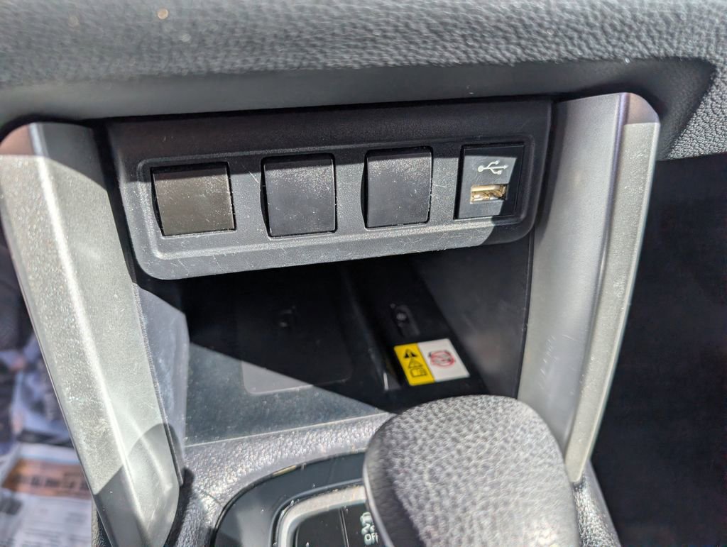 Used 2022 Toyota Corolla Cross LE image 16