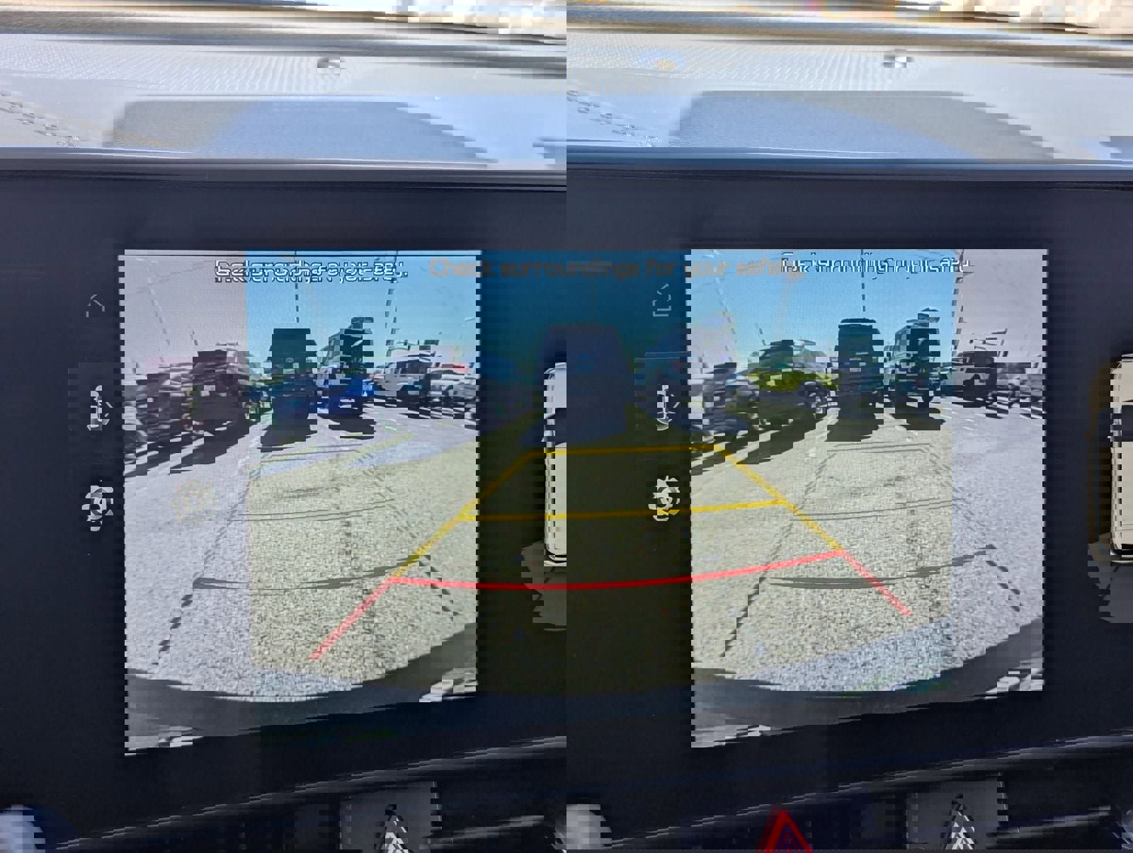 Used 2024 Kia Sportage EX image 23