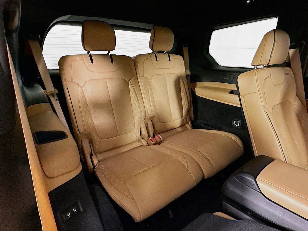 Certified 2024 Jeep Grand Cherokee L Summit AWD/4WD image 41