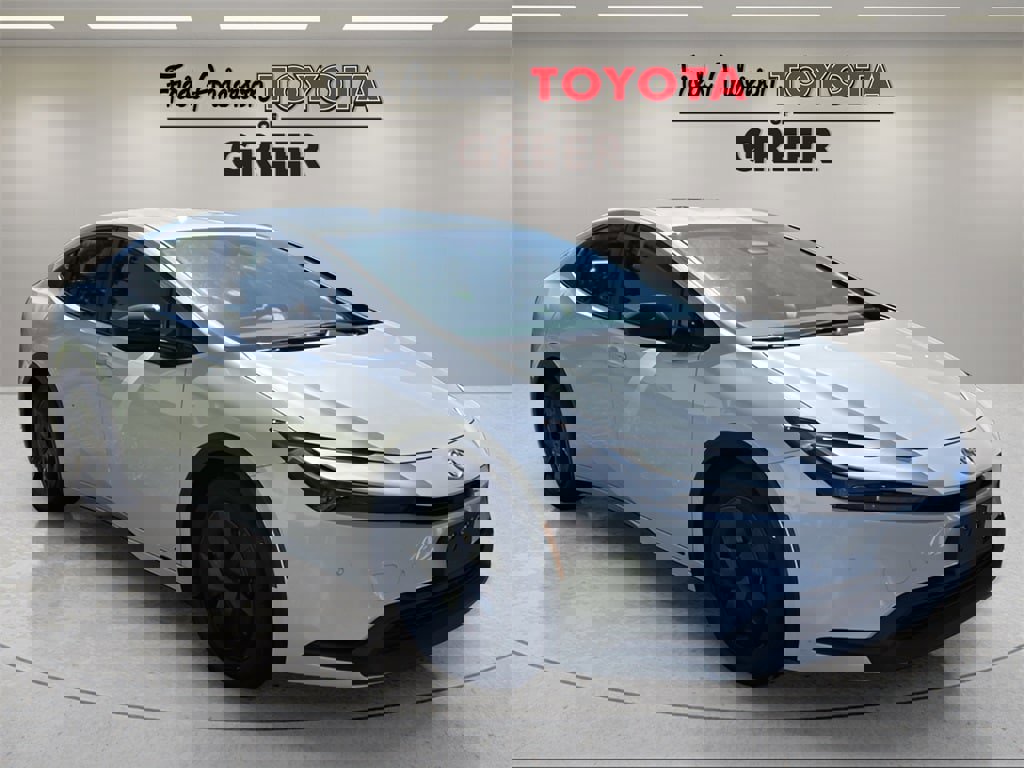 Used 2023 Toyota Prius LE