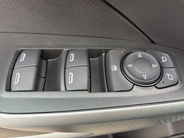 Used 2025 Chevrolet Trax LS w/ LS Convenience Package image 15