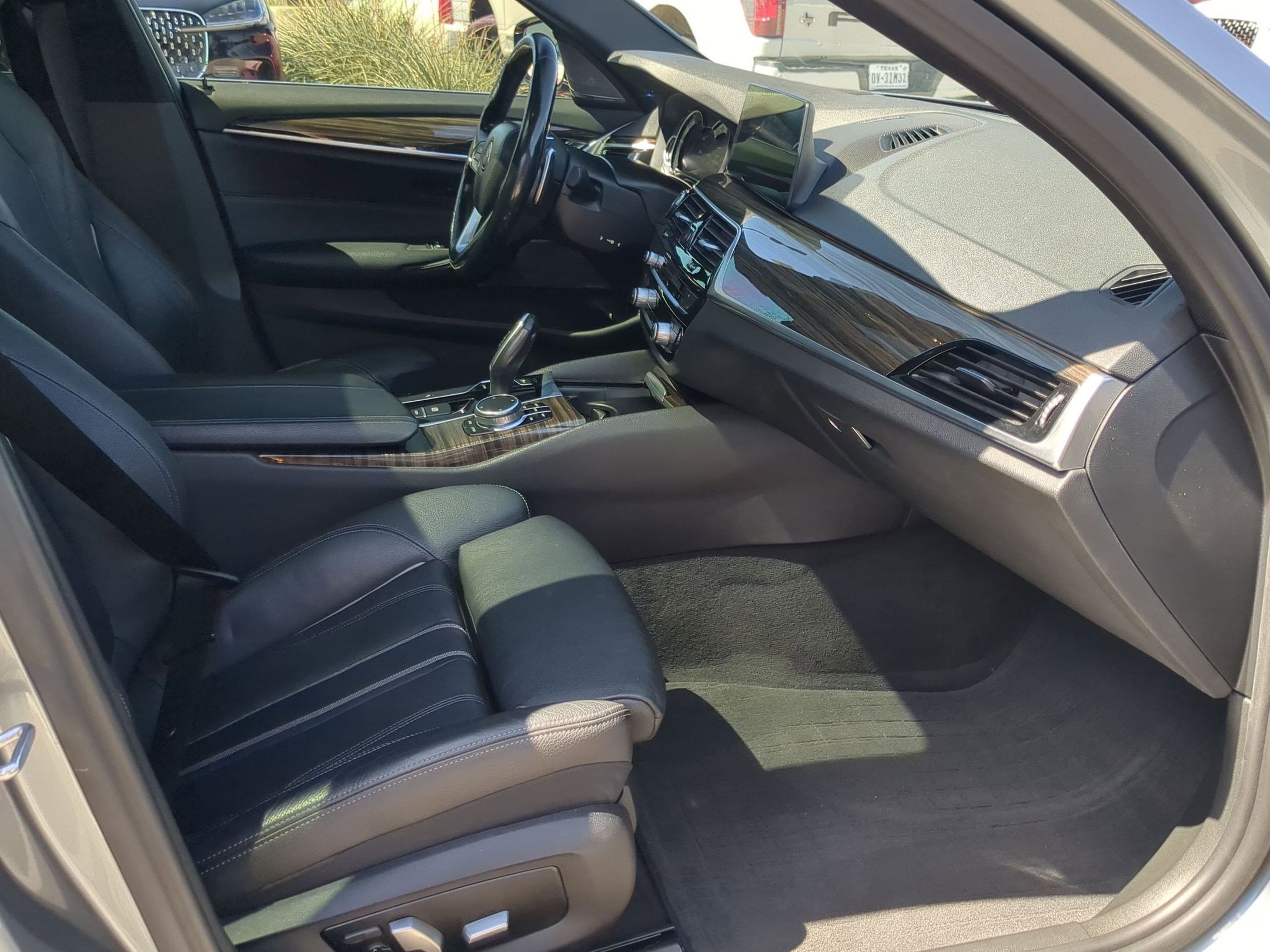 Used 2018 BMW 530i image 24