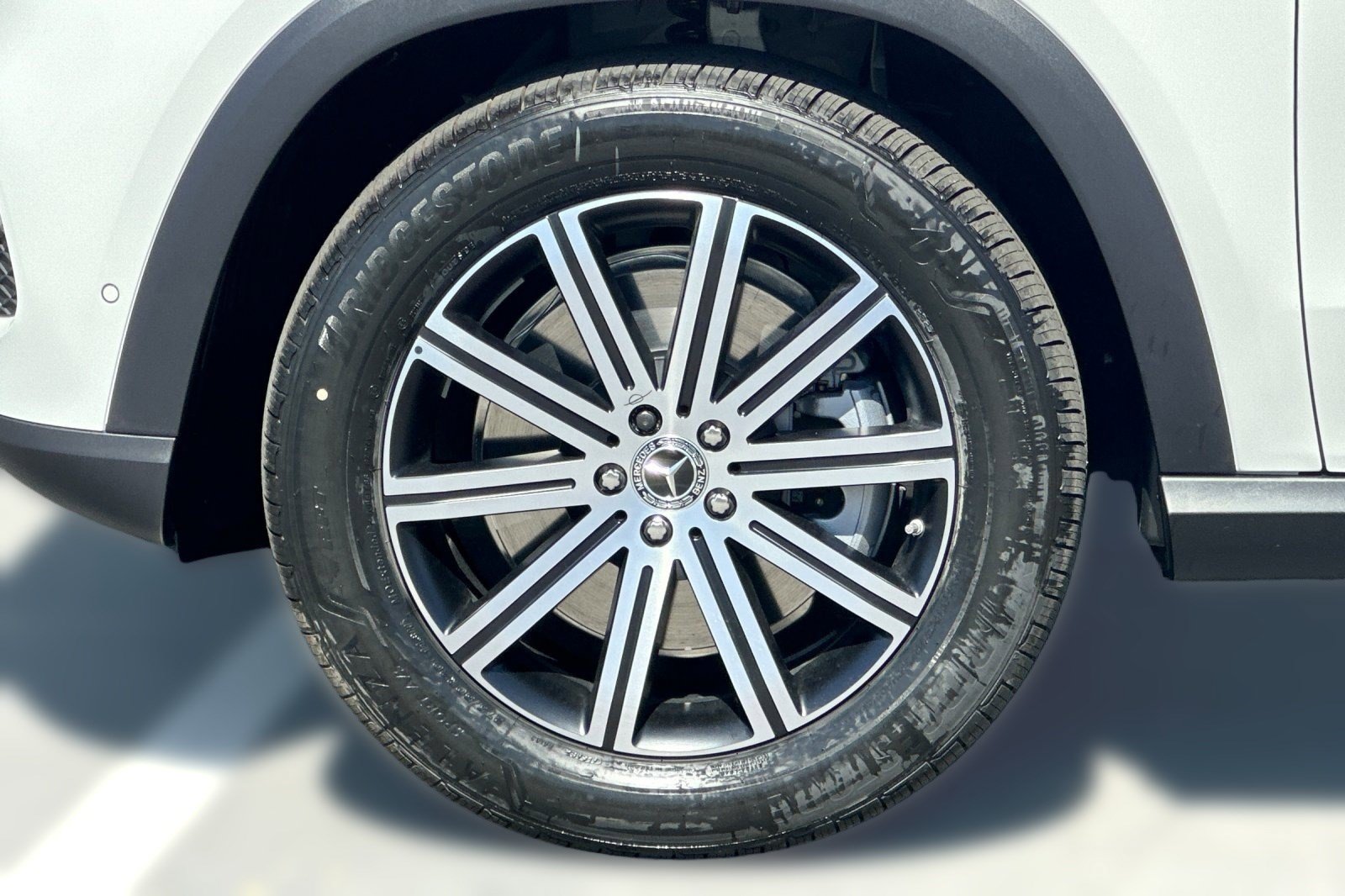 New 2026 Mercedes-Benz GLE 450e 4MATIC image 12