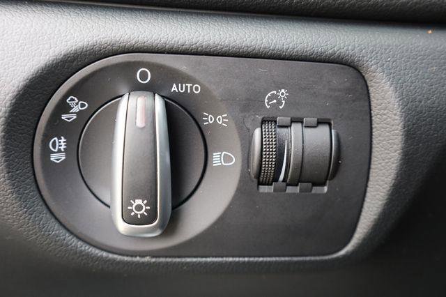 Used 2018 Audi Q3 2.0T Premium image 38