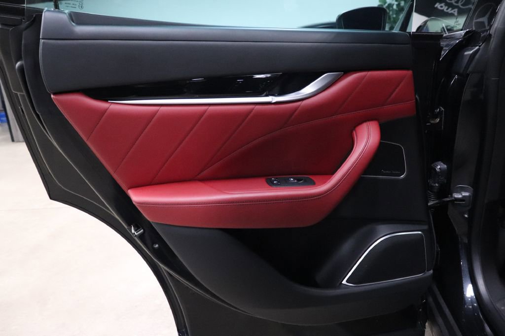 Used 2020 Maserati Levante GranSport image 13