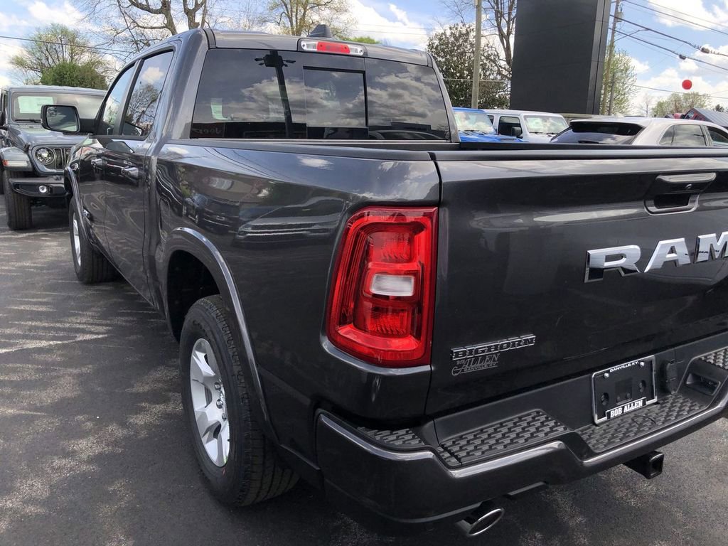 New 2026 RAM 1500 4x4 Crew Cab image 4