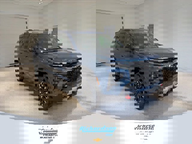 New 2026 Chevrolet Traverse Z71 w/ Driver Confidence Package image 1