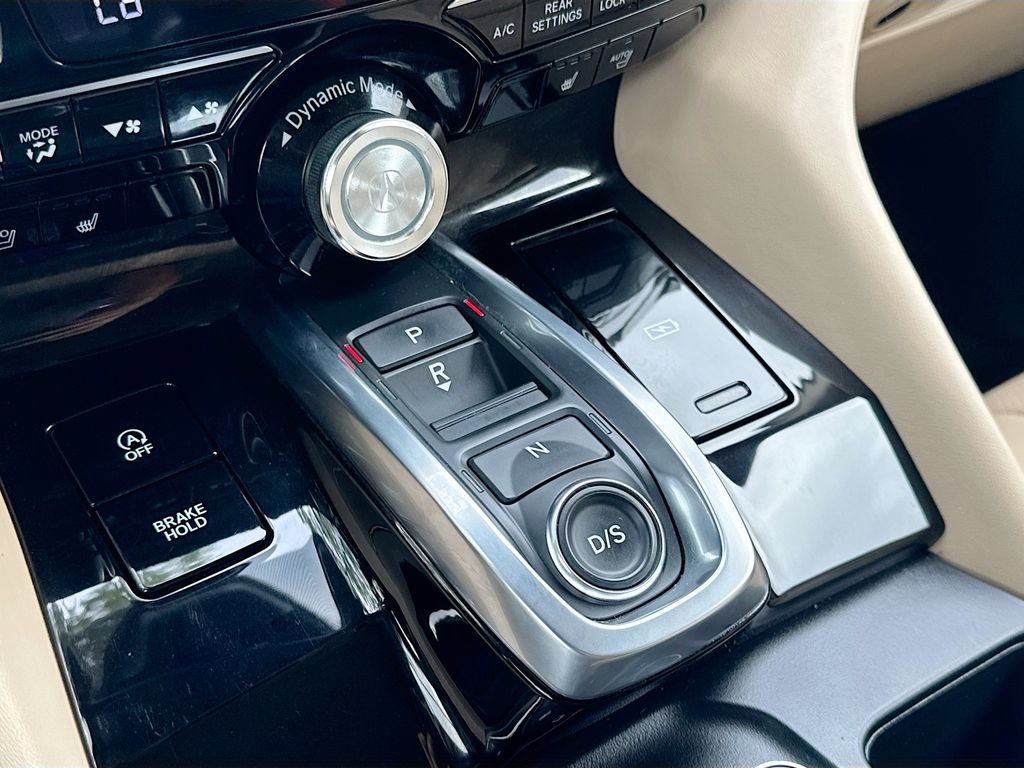 Used 2024 Acura MDX FWD w/ Technology Package image 18