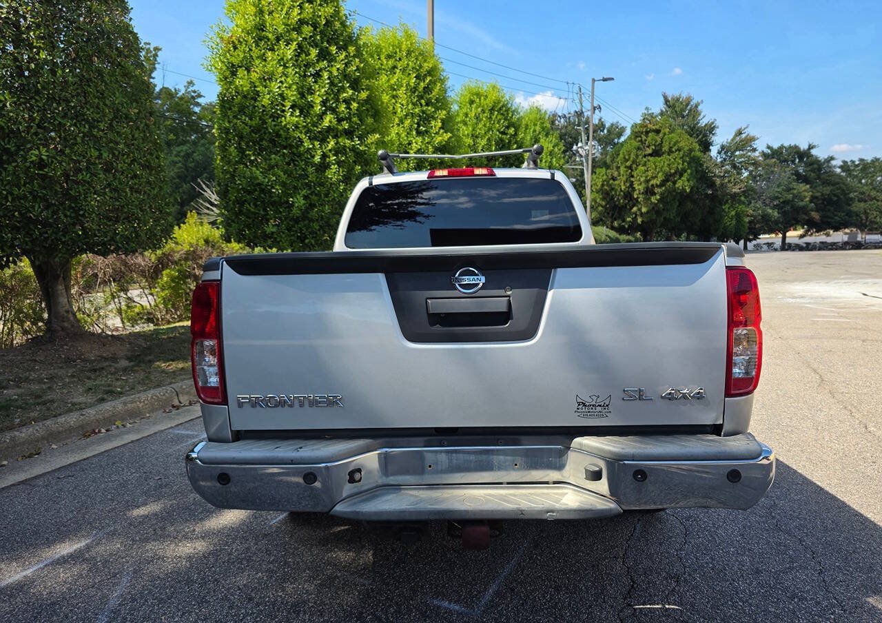 Used 2013 Nissan Frontier SL w/ Moonroof Pkg AWD/4WD image 4