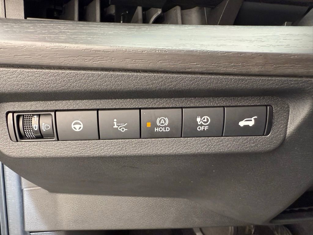 Used 2024 Nissan Ariya FWD image 45