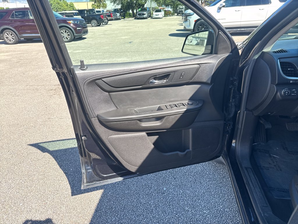 Used 2013 Chevrolet Traverse LT w/ All-Star Edition AWD/4WD image 12