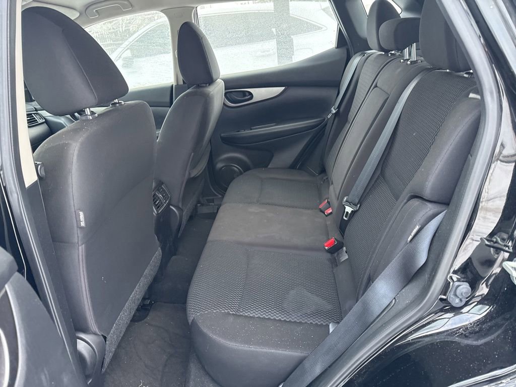 Used 2021 Nissan Rogue Sport S image 10