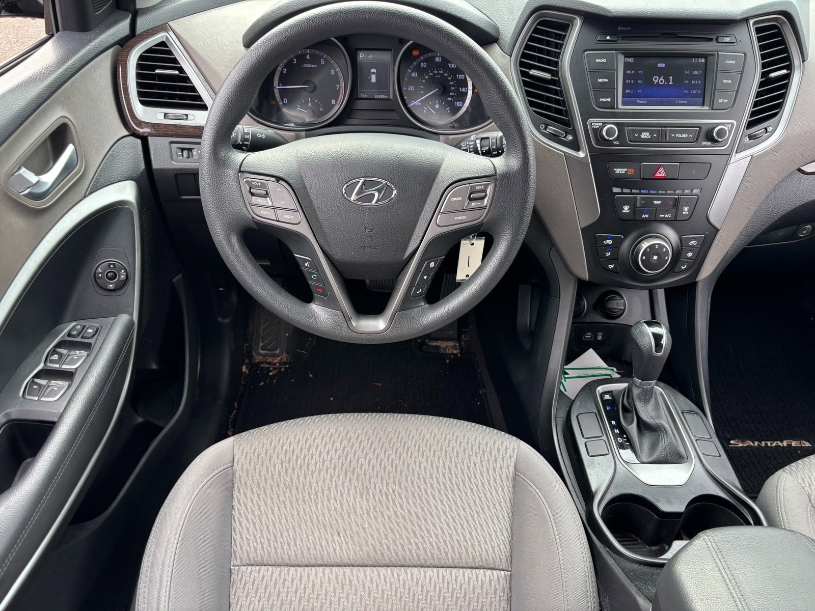 Used 2018 Hyundai Santa Fe Sport image 13