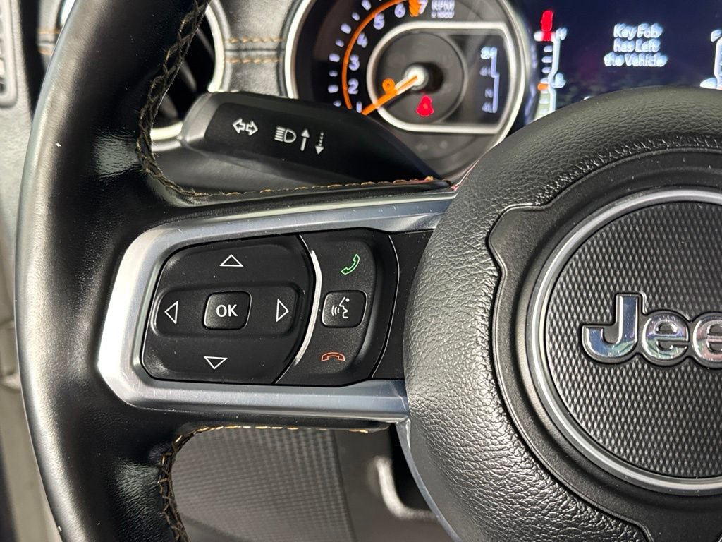 Certified 2021 Jeep Gladiator Overland AWD/4WD image 11