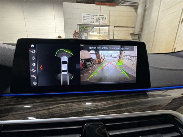 Used 2018 BMW 540i xDrive image 17