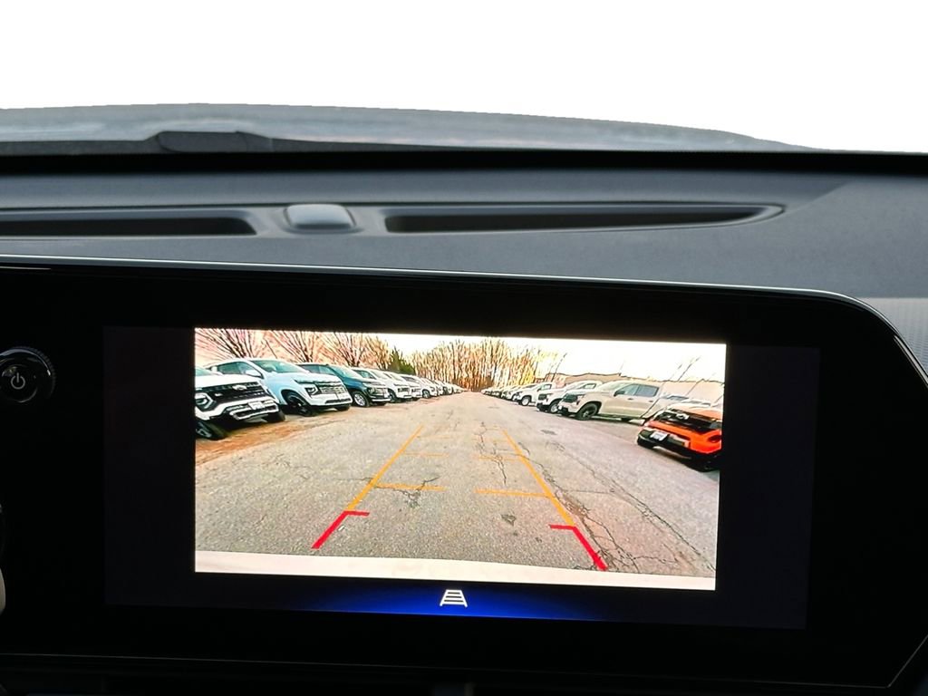 New 2026 Chevrolet Trax RS w/ Sunroof Package image 15