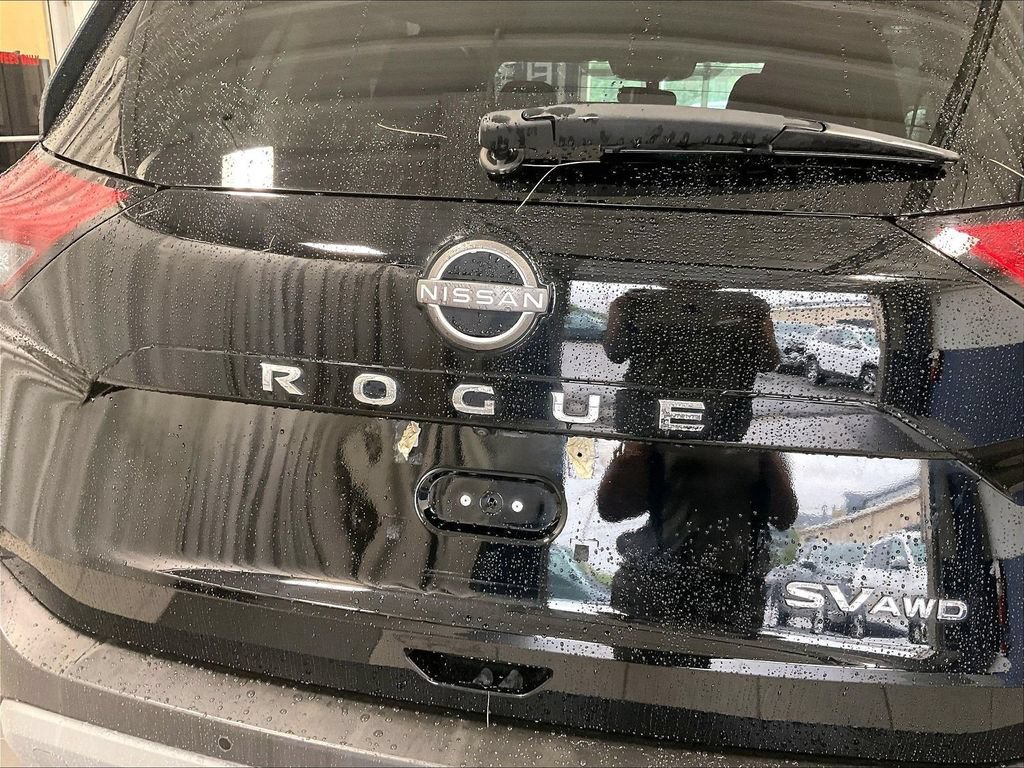 Used 2023 Nissan Rogue SV AWD/4WD image 28