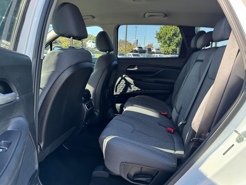 Used 2022 Hyundai Santa Fe SEL FWD image 10