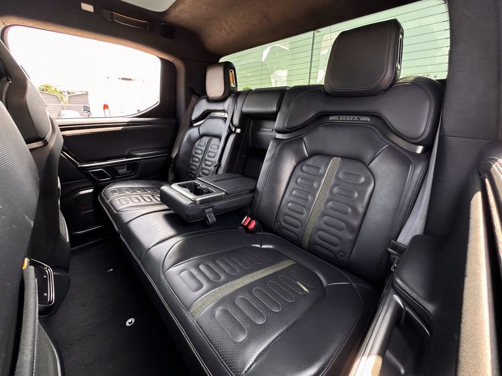 Used 2023 Rivian R1T Adventure AWD/4WD image 23