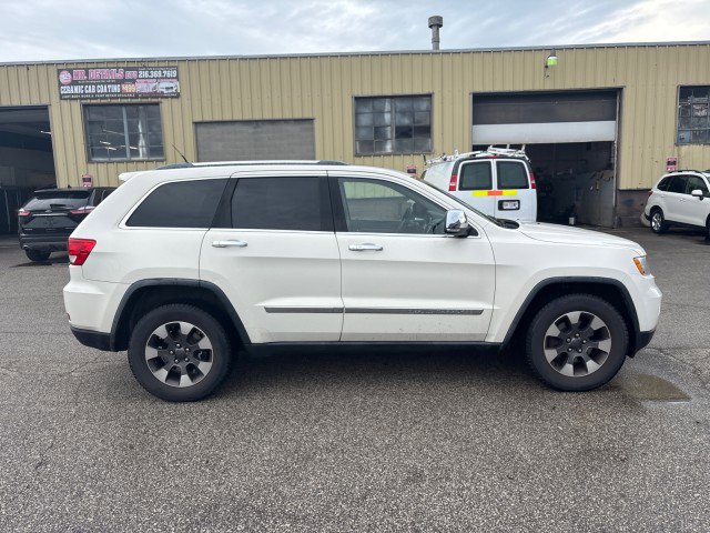 Used 2012 Jeep Grand Cherokee Limited image 4