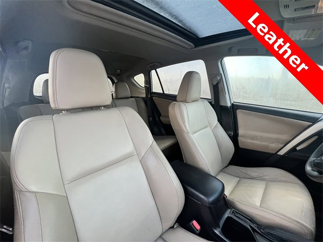 Used 2015 Toyota RAV4 XLE image 29