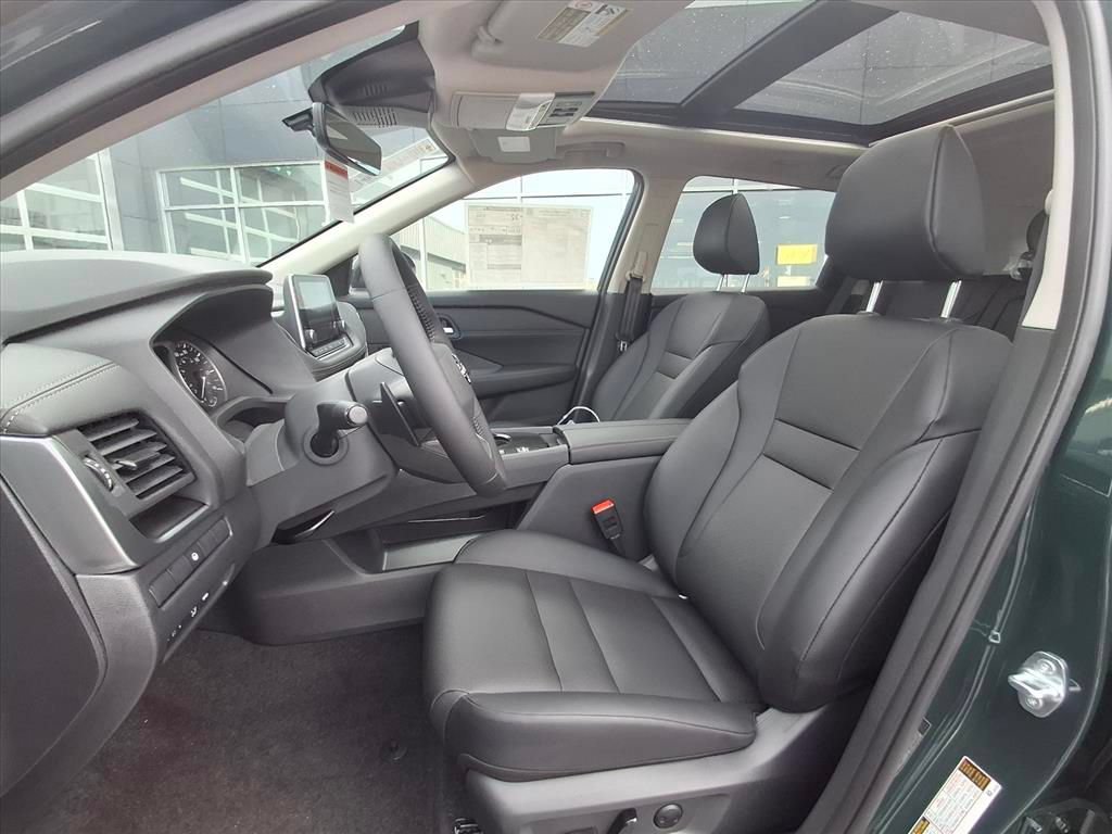 New 2026 Nissan Rogue Dark Armor FWD image 17