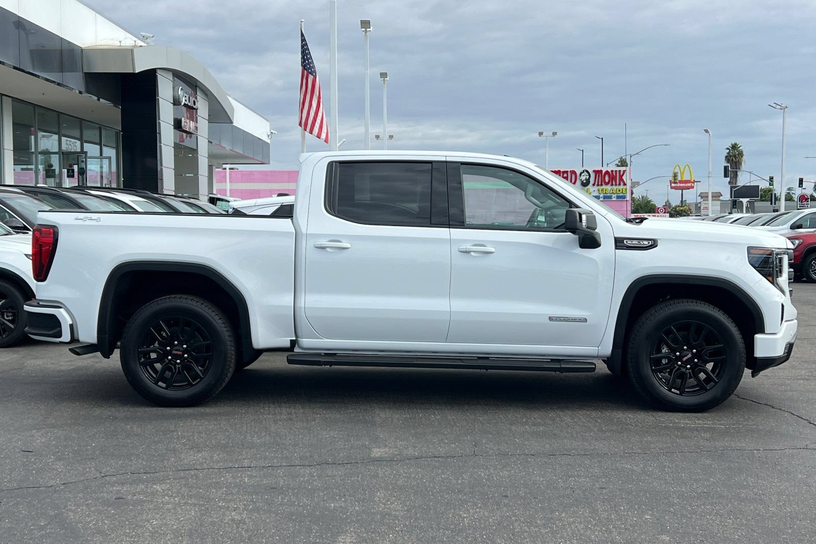 New 2026 GMC Sierra 1500 Elevation w/ Elevation Premium Package AWD/4WD image 3