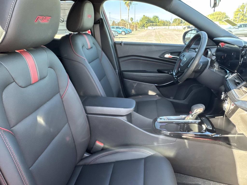 New 2026 Chevrolet Trax RS image 11