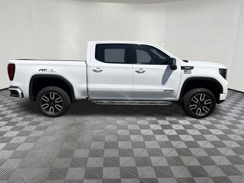 Used 2022 GMC Sierra 1500 AT4 w/ AT4 Preferred Package AWD/4WD image 10