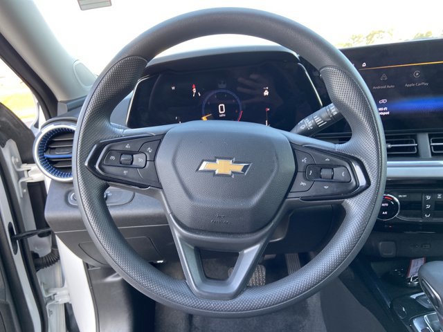 Used 2024 Chevrolet Trax LT image 33