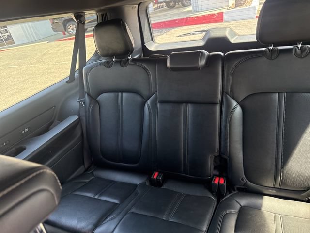 Used 2023 Jeep Wagoneer L Series II AWD/4WD image 11