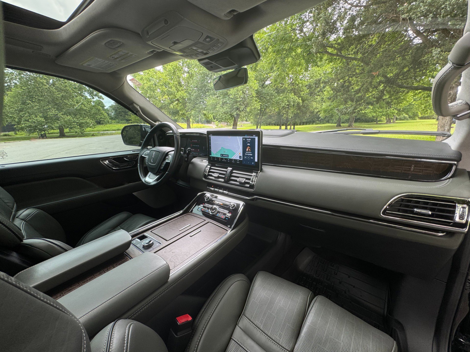 Used 2022 Lincoln Navigator Black Label image 23