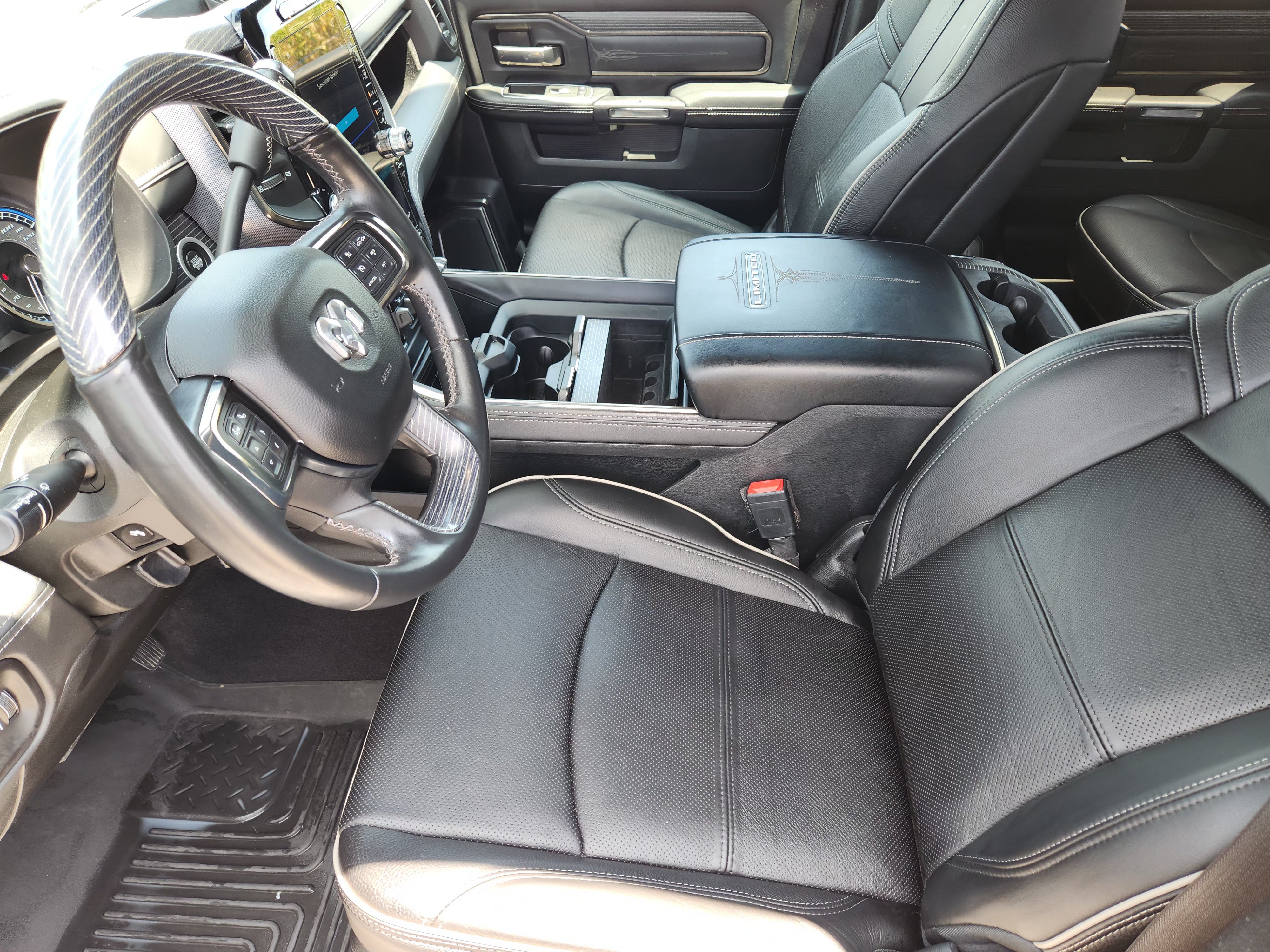 Used 2020 RAM 2500 Limited AWD/4WD image 12