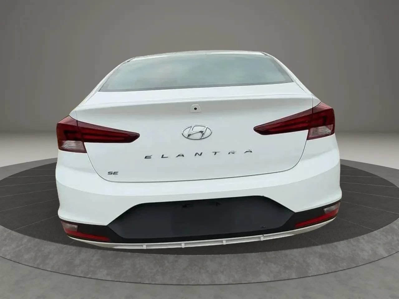 Used 2020 Hyundai Elantra SE w/ Cargo Package (C1) FWD image 5
