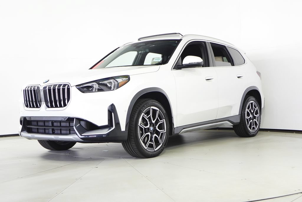 Used 2025 BMW X1 xDrive28i w/ Convenience Package AWD/4WD image 2