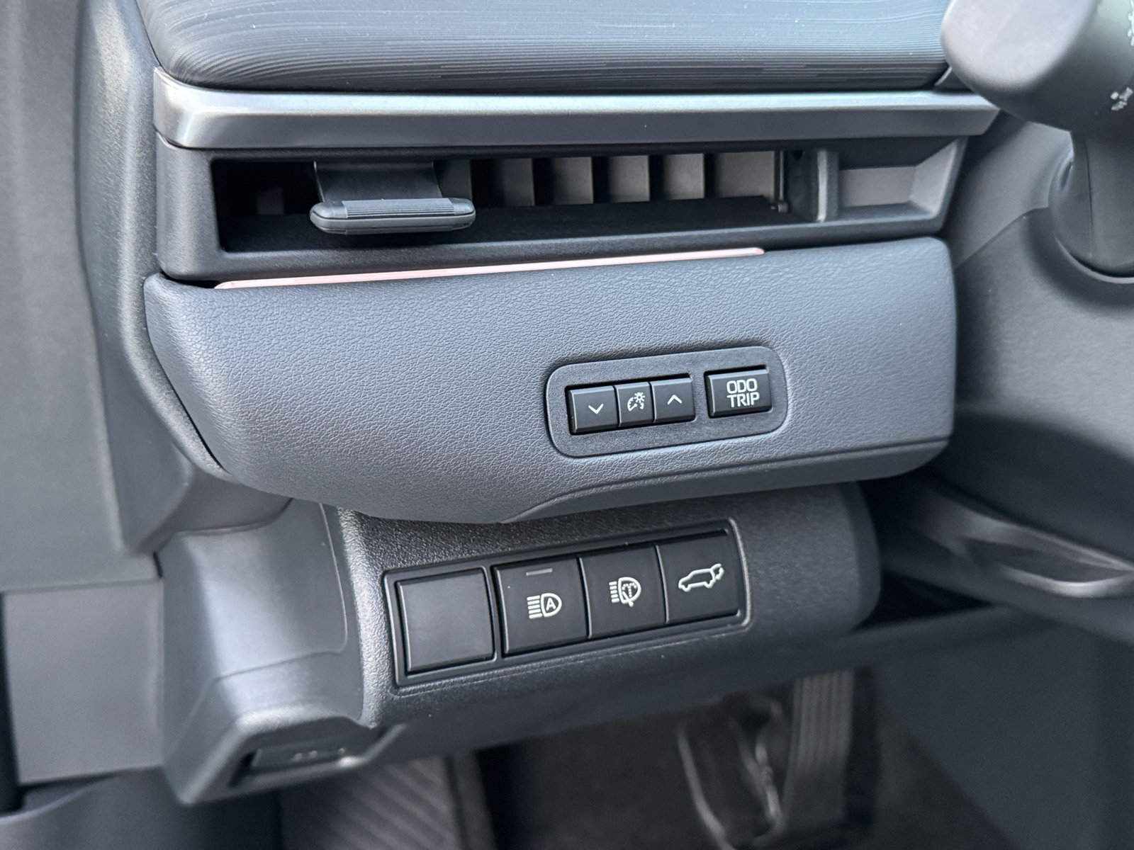 New 2026 Toyota C-HR AWD/4WD image 17
