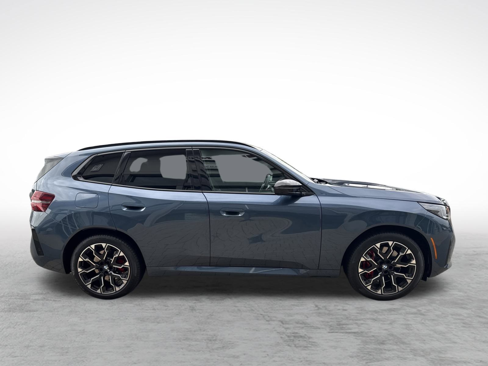 Used 2025 BMW X3 M50 w/ Premium Package image 4