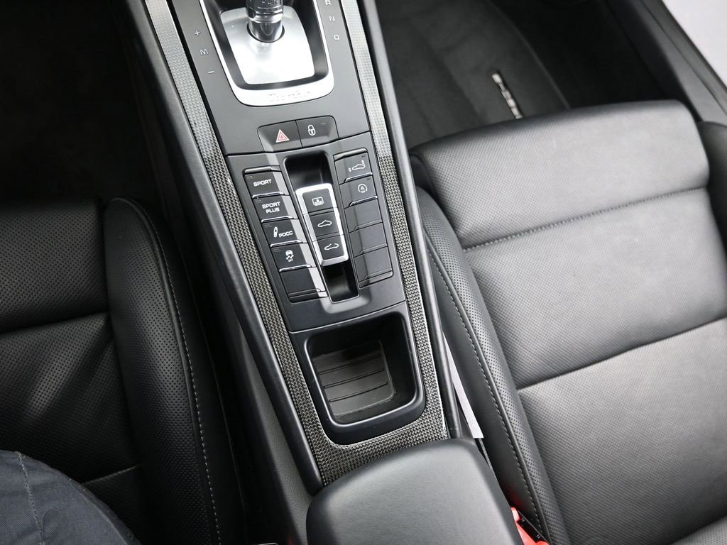 Used 2014 Porsche 911 Turbo S image 22