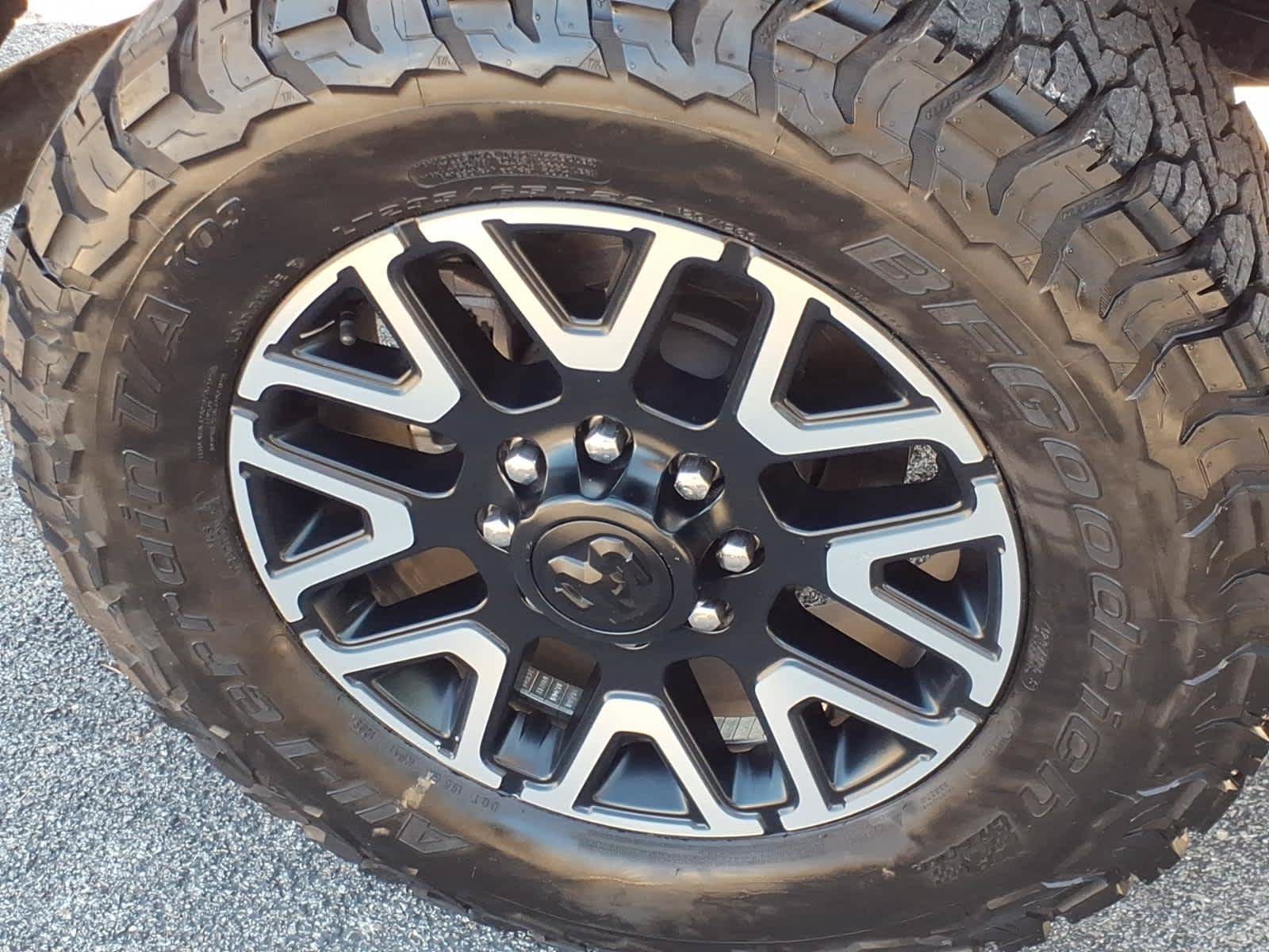 Used 2025 RAM 2500 Limited AWD/4WD image 10