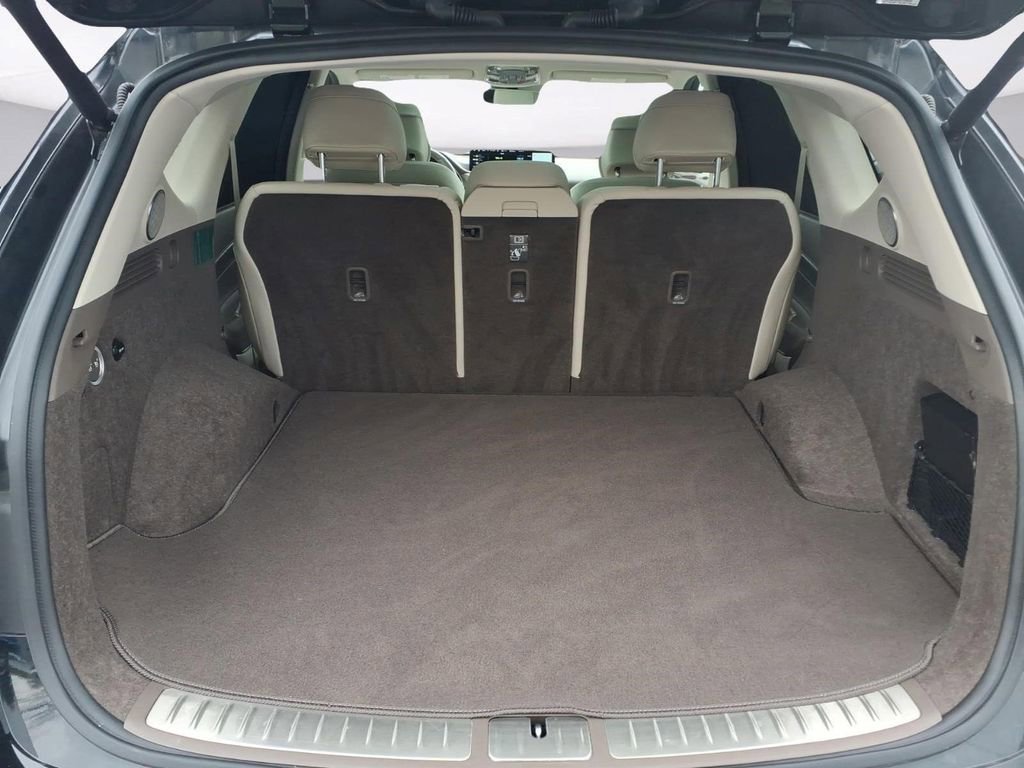 Used 2024 Genesis GV80 2.5T w/ Advanced Package image 28