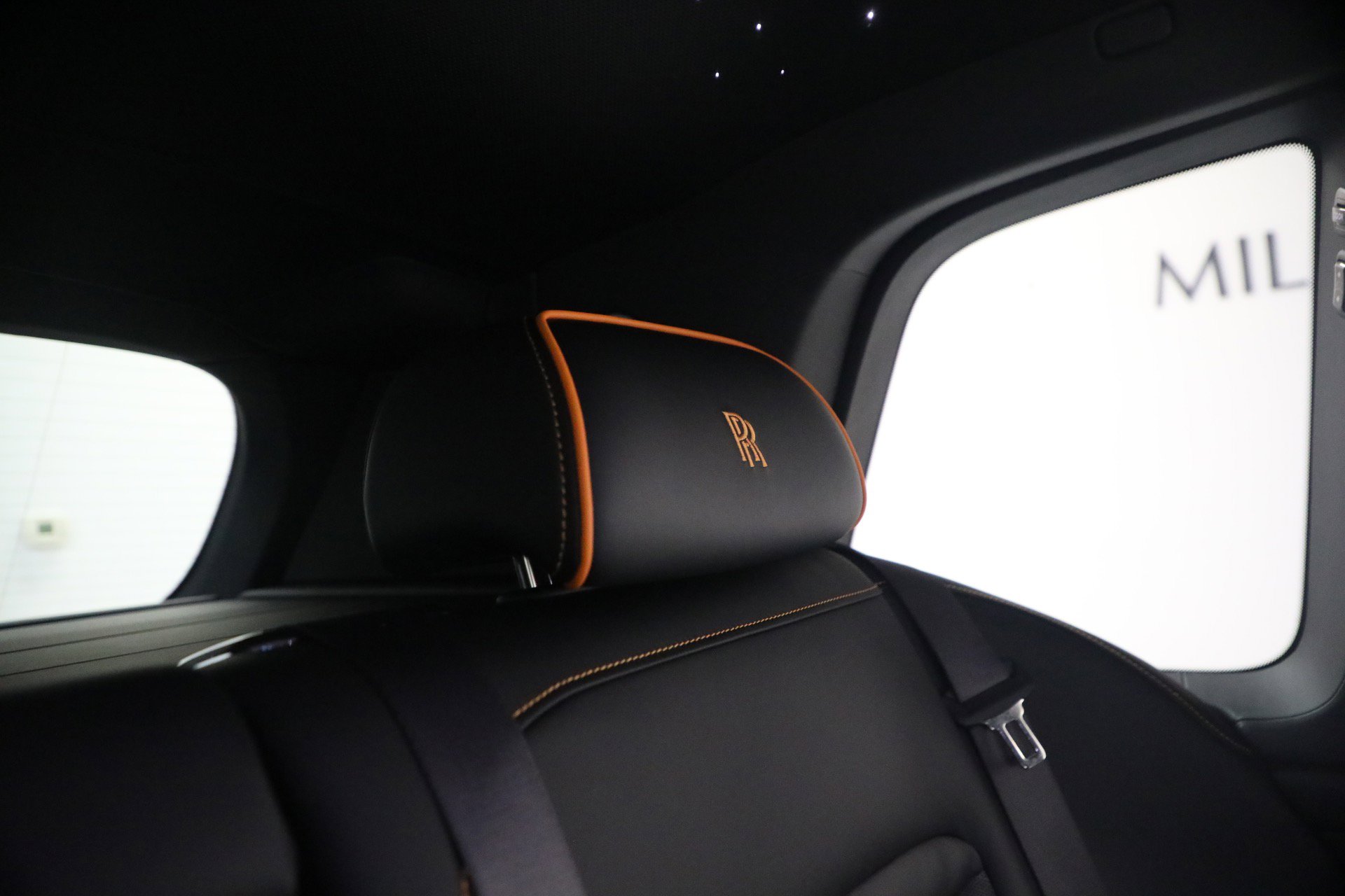 Certified 2026 Rolls-Royce Cullinan Black Badge image 35