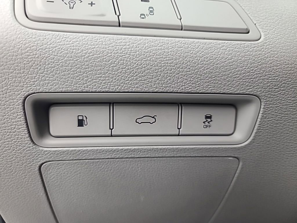 Used 2015 Hyundai Sonata Limited FWD image 26