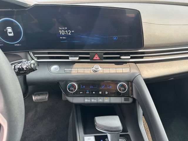Used 2024 Hyundai Elantra SEL FWD image 20
