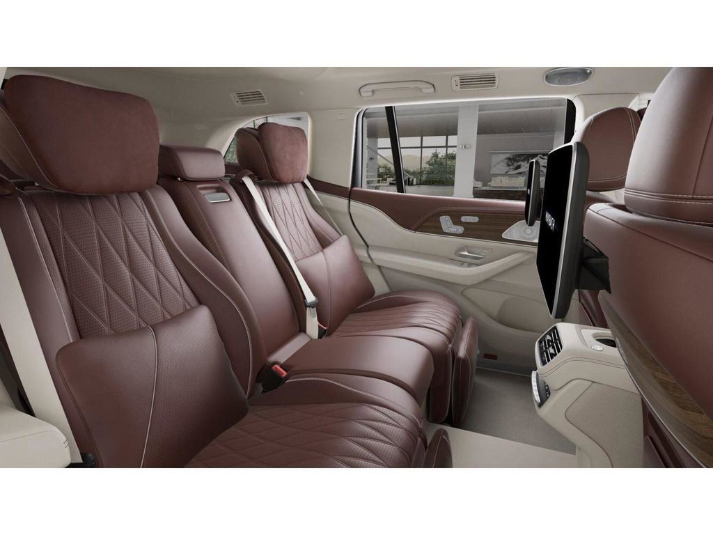 New 2026 Mercedes-Benz Maybach GLS 600 4MATIC image 5