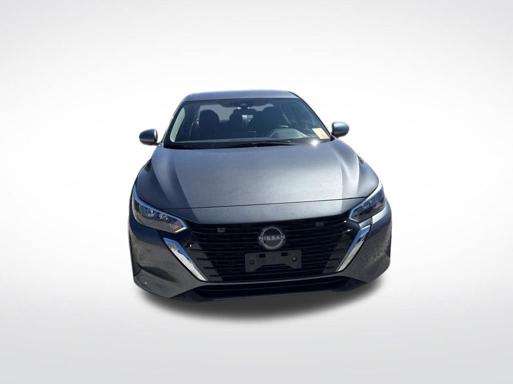 Used 2025 Nissan Sentra SV image 17